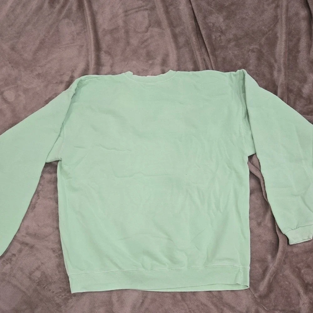 J. America america crewneck